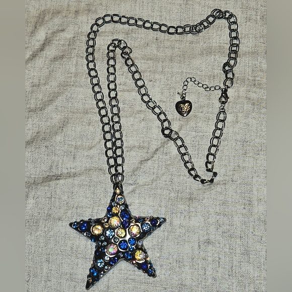 Betsey Johnson Jewelry - Betsey Johnson Large Blue Rhinestone Star Necklace